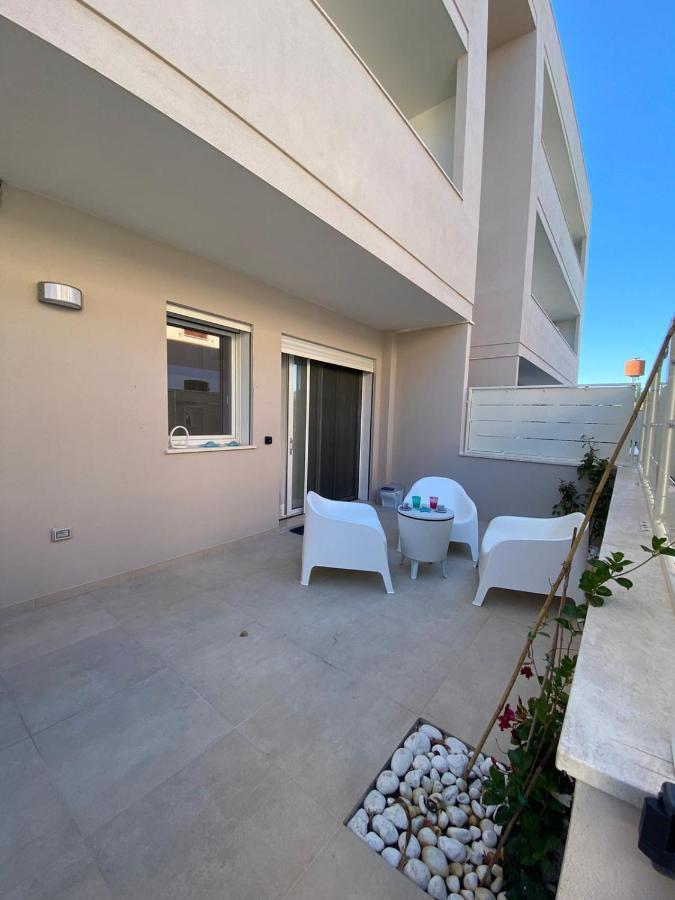 Torregrande Apartments Torre Grande Bagian luar foto