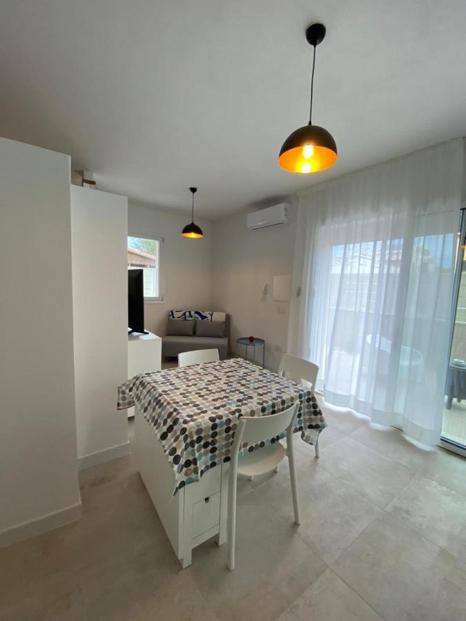 Torregrande Apartments Torre Grande Bagian luar foto